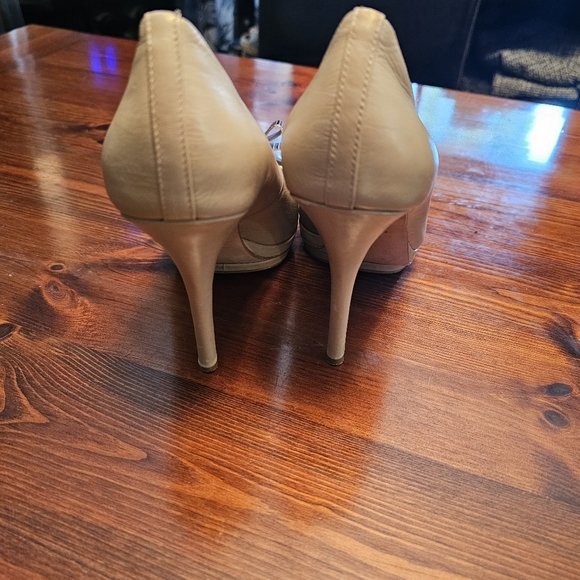 Vero Cucio‎ cream leather high heeled shoes. Size 38. - Picture 5 of 7